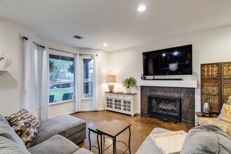 713 W 35th St in Austin, TX - Building Photo - Building Photo