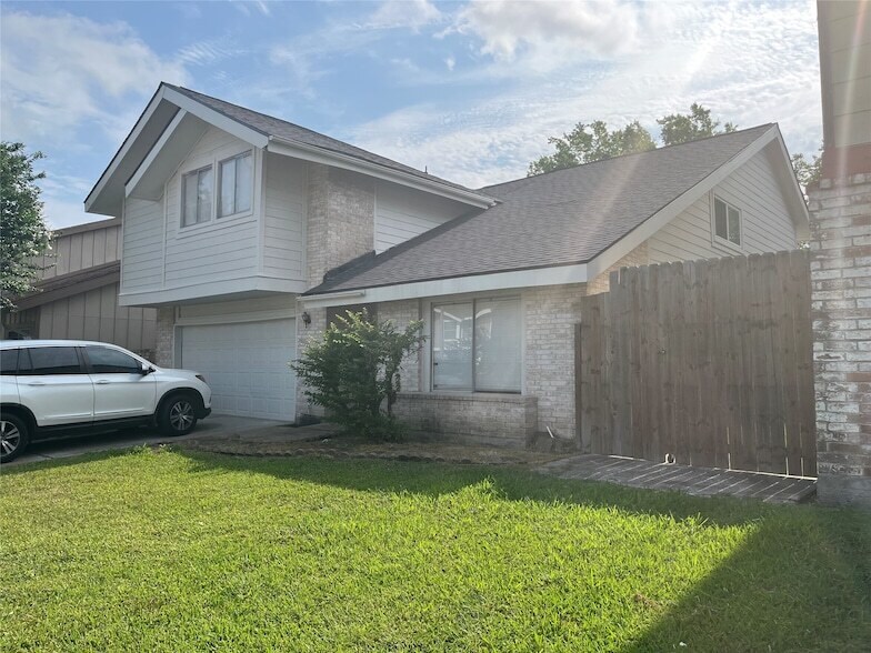 7711 Del Glen Ln in Houston, TX - Building Photo