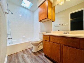 9221 Kempler Dr in Austin, TX - Building Photo - Building Photo