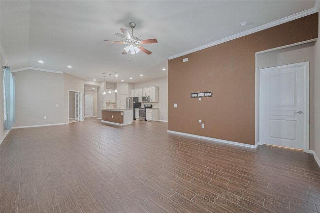 property at 5327 Silver Ledge Dr