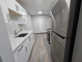 46117 Gore Avenue6 in Chilliwack, BC - Building Photo