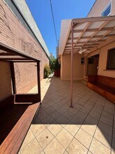 1645 N Harvard Blvd in Los Angeles, CA - Building Photo - Building Photo