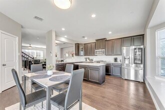 7880 Oxer Dr in Irving, TX - Building Photo - Building Photo