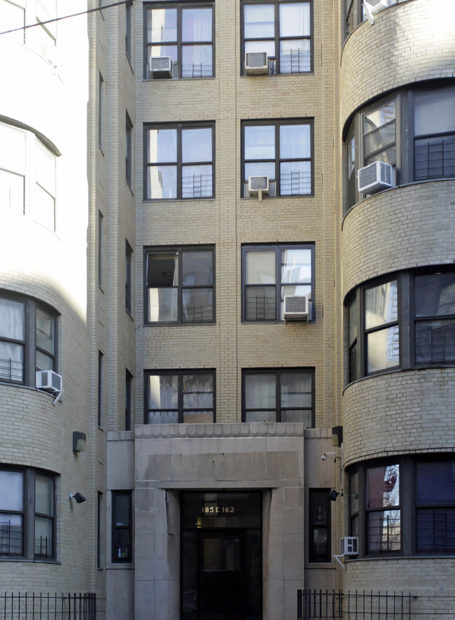 185 E 162nd St in Bronx, NY - Foto de edificio - Building Photo