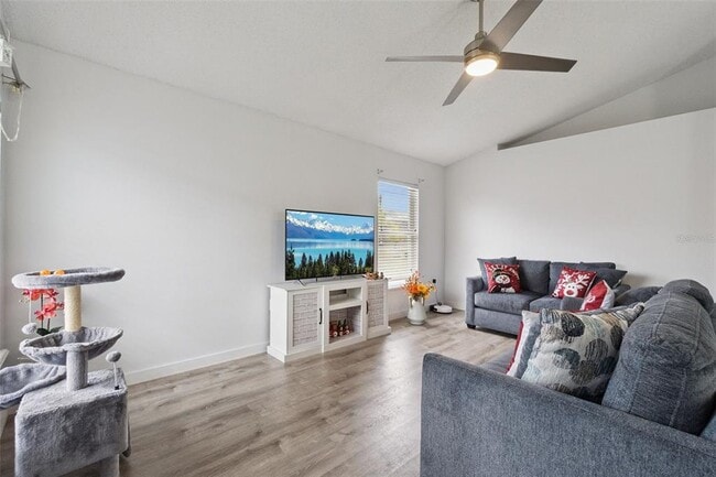 2409 Lincolnshire Ct in Kissimmee, FL - Building Photo - Building Photo