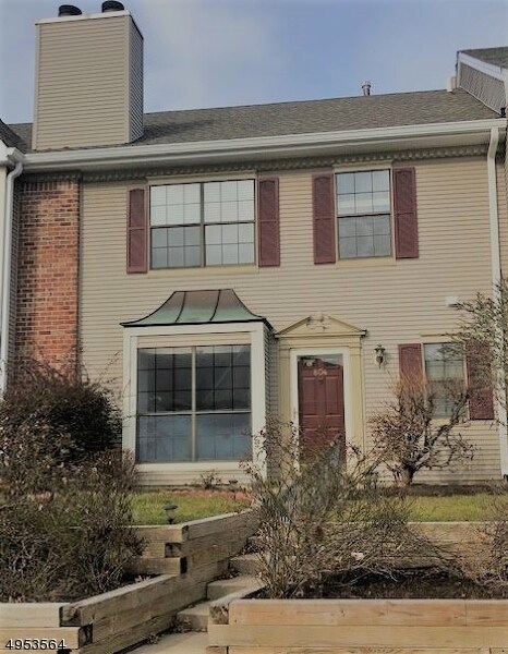 804 Brokaw Ct in Bridgewater, NJ - Building Photo