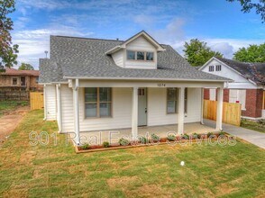 1074 Faxon Ave in Memphis, TN - Building Photo - Building Photo