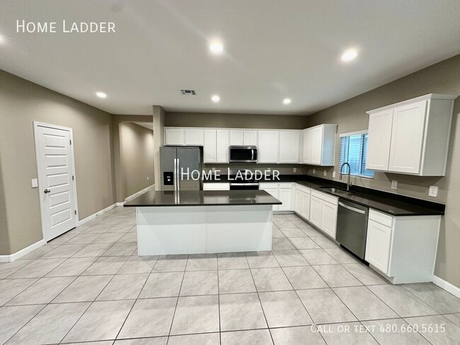 36725 N Alderney Ct in San Tan Valley, AZ - Building Photo - Building Photo