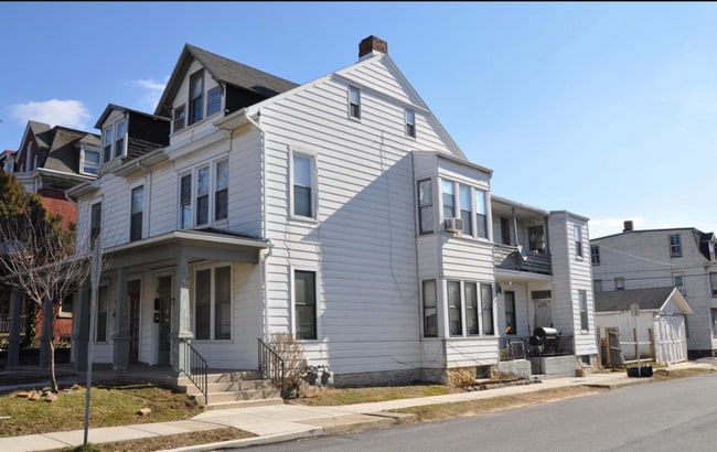 property at 444 Park St