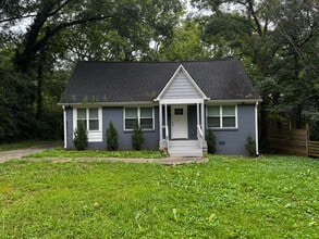 Room in House on Browns Mill Rd SE in Atlanta, GA - Building Photo - Building Photo