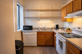 823 N 2nd St, Unit SI ID1379051P in Milwaukee, WI - Building Photo - Building Photo