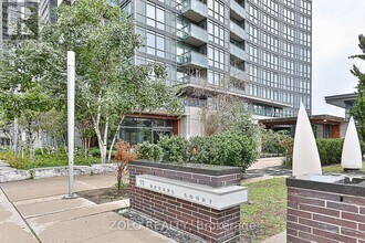 11 Brunel Ct in Toronto, ON - Building Photo - Building Photo