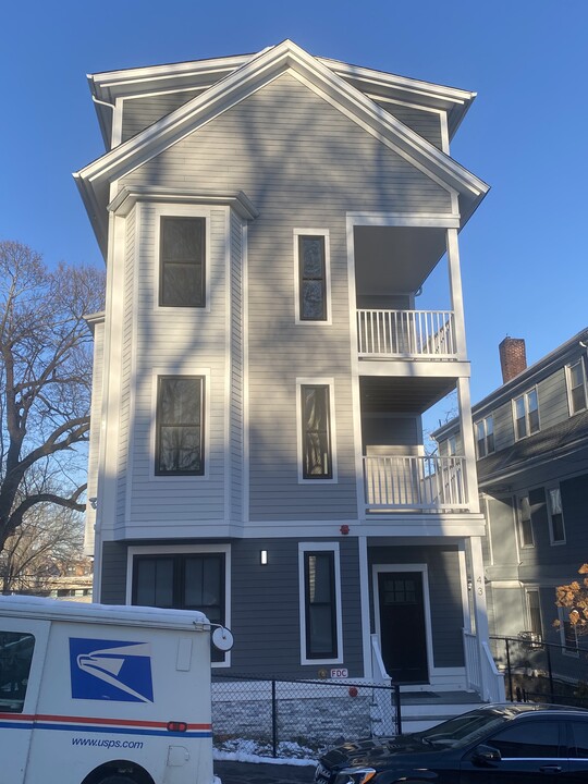 43 Georgia St, Unit 2 in Boston, MA - Foto de edificio