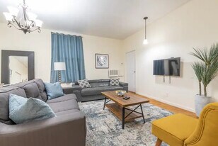 348-350-350 E 119th St in New York, NY - Building Photo