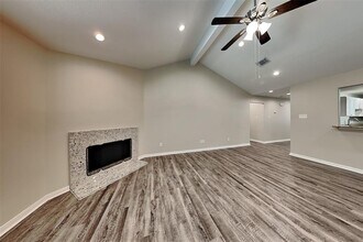 7826 Spring Fern Ln in Houston, TX - Building Photo - Building Photo