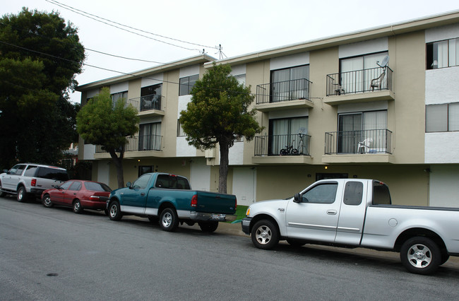 438-444 89th St in Daly City, CA - Building Photo - Building Photo