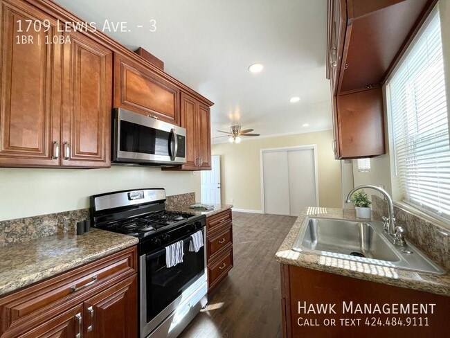 property at 1709 Lewis Ave