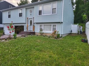 390 Platt St in Bridgeport, CT - Building Photo - Building Photo