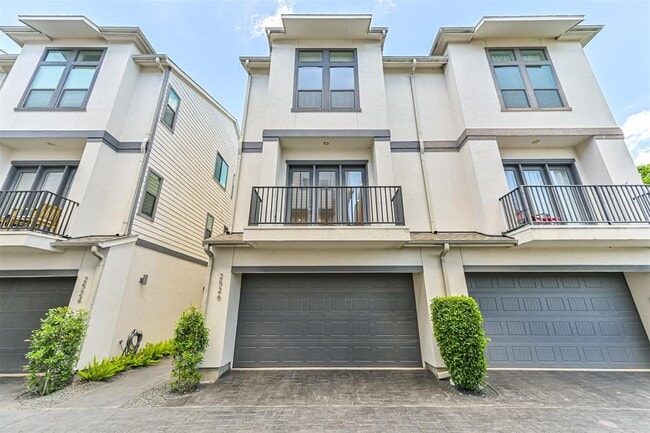 property at 2526 Chenevert St