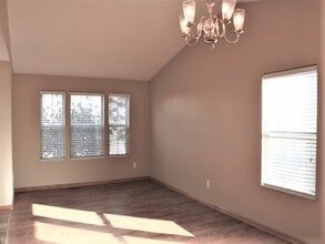 943 Cape Charles Dr in Columbus, OH - Building Photo - Building Photo