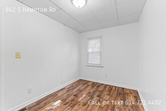842 S Hampton Rd in Columbus, OH - Building Photo - Building Photo