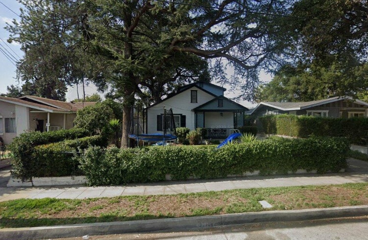 1255 Sunset Ave in Pasadena, CA - Building Photo