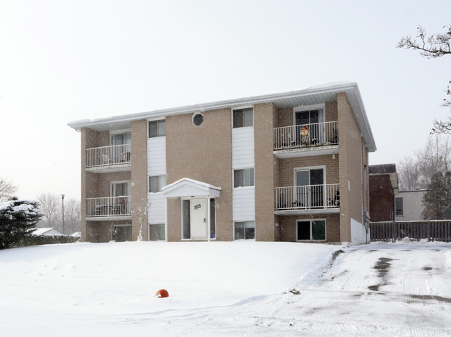 595 Silverbirch Rd in Waterloo, ON - Building Photo - Primary Photo