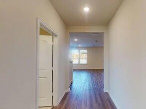 12017 Paseo de los Lagos Ln in Manor, TX - Building Photo - Building Photo