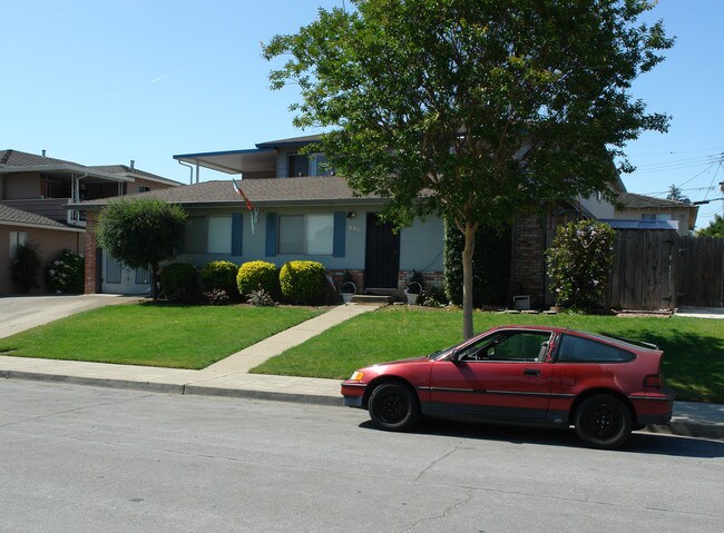 640 Arbutus Ave in Sunnyvale, CA - Foto de edificio - Building Photo