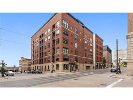 270 4th St E in St. Paul, MN - Building Photo