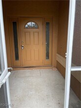 825 Sunrise Blvd in Lehigh Acres, FL - Building Photo - Building Photo