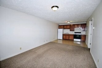 178 Hadley Dr, Unit B in Clarksville, TN - Foto de edificio - Building Photo