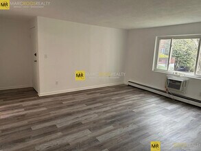 28 Bryon Rd, Unit 28 Bryron Road in Boston College, MA - Building Photo - Building Photo