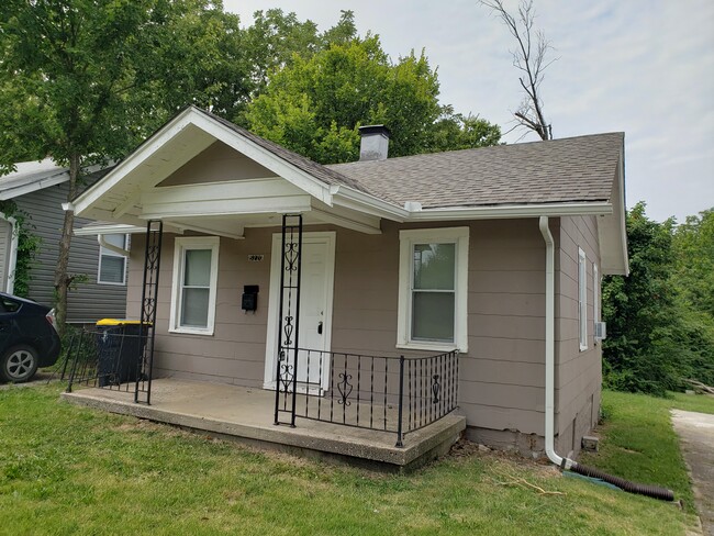 property at 5220 Norton Ave