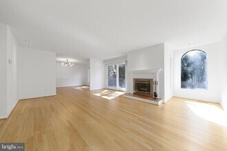 4402 Kirke Ct in Alexandria, VA - Building Photo - Building Photo