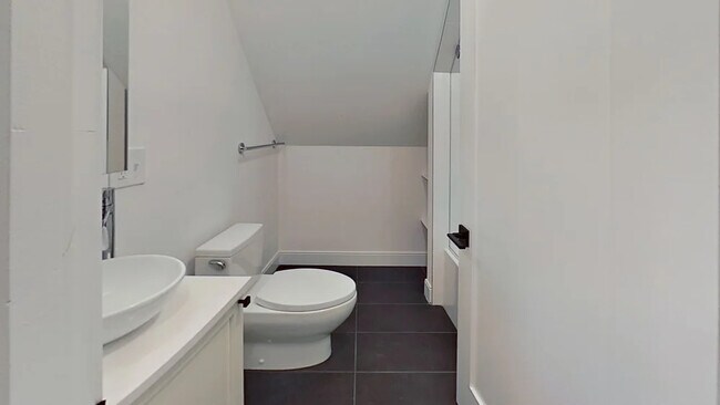 46 Ridgemont St, Unit 3