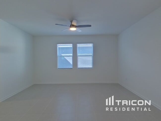 2466 Peace Of Mind Ave in Kissimmee, FL - Building Photo - Building Photo