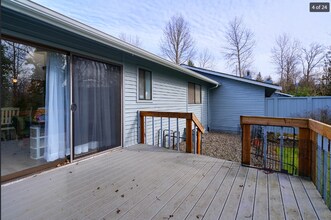 2910 Firwood Ln in Mount Vernon, WA - Building Photo - Building Photo