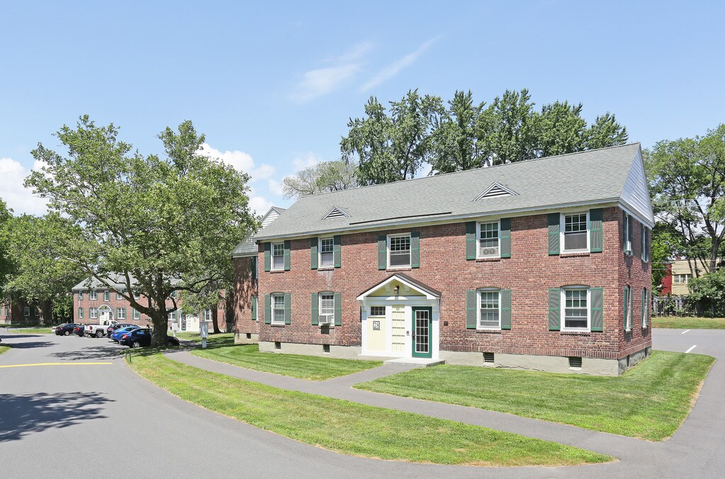 Schuyler Place Apartments Menands, NY Apartments For Rent