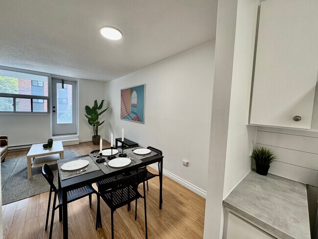 2175 Chapdelaine Av in Québec, QC - Building Photo - Building Photo