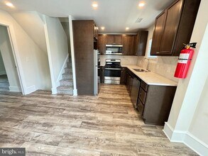 31 W Clinton Ave in Oaklyn, NJ - Building Photo - Building Photo