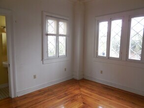 3710 Palmyra St, Unit 3712 in New Orleans, LA - Building Photo - Building Photo