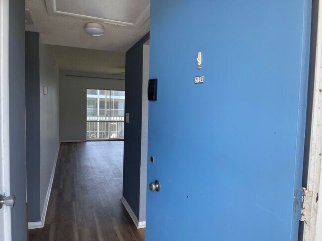 717 S Beach St in Daytona Beach, FL - Building Photo - Building Photo