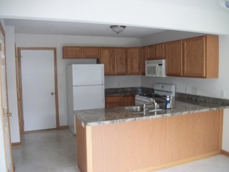 927 Westland Dr in Medina, OH - Building Photo - Building Photo