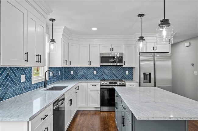 51 Arrowhead Ln in Portsmouth, RI - Building Photo - Building Photo