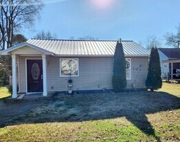 1321 Woodward Rd in Birmingham, AL - Building Photo