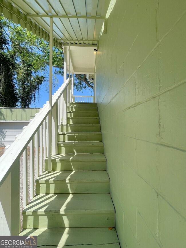 209 Wedowee St-Unit -APARTMENT in Bowdon, GA - Building Photo - Building Photo