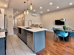 5105 Rue Saint-Ambroise in Montréal, QC - Building Photo - Building Photo