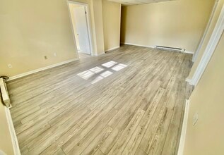 100 Carter Dr, Unit Apt 1 in Princeton, WV - Building Photo - Building Photo