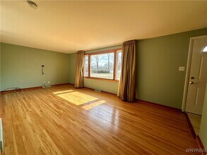 62 Grace Ave in Buffalo, NY - Building Photo - Building Photo